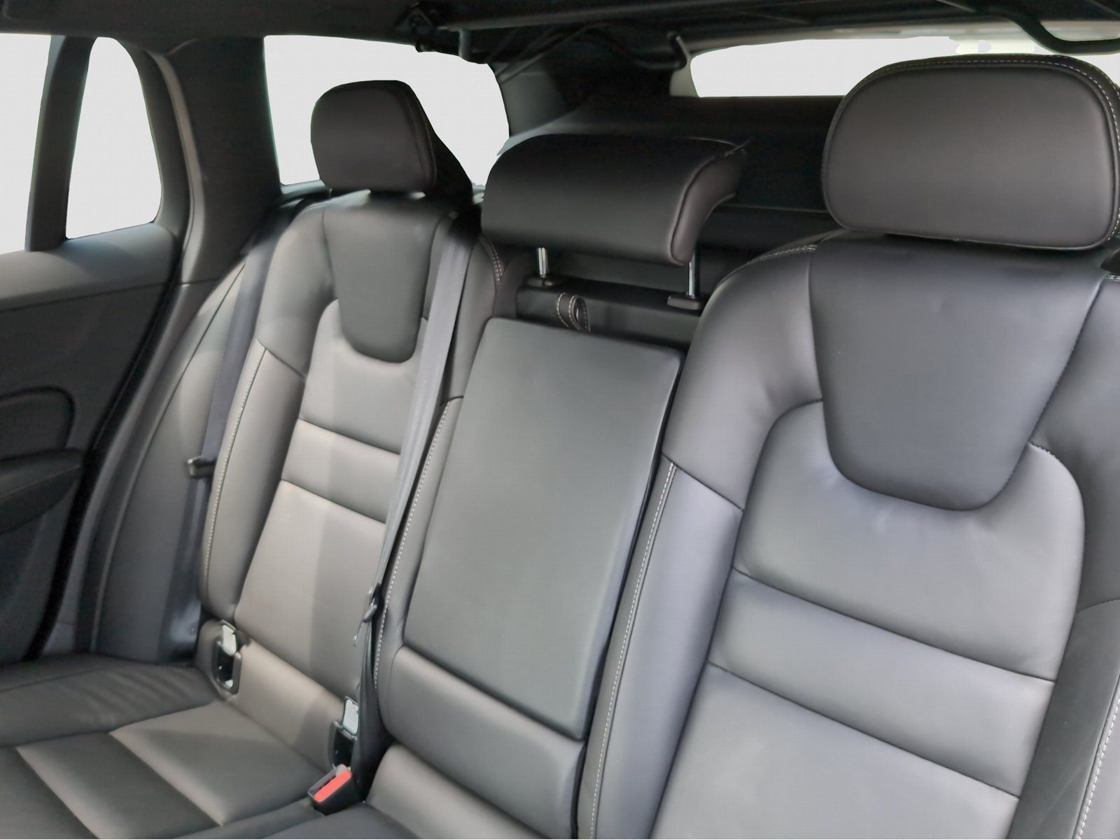 Volvo V60+T6+Recharge+AWD+GT+PilotAss+AHKsemi+Standhzg