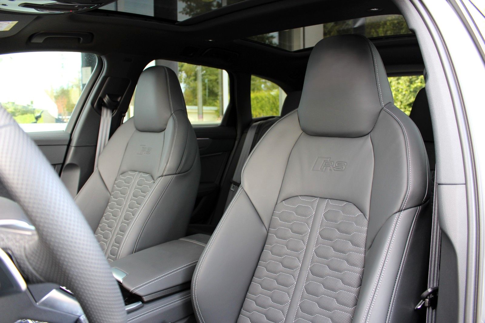 Audi RS6 Avant /DYNAMIK+/ B&O/ STANDHZG/  SPORTABGAS