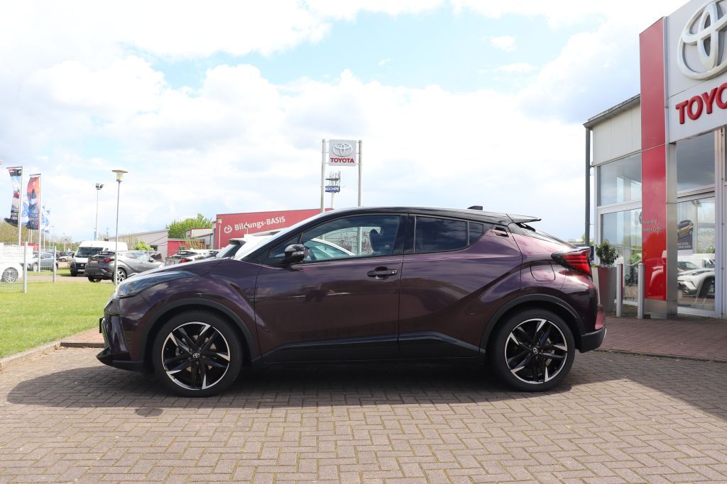 Toyota C-HR 2.0 Hybrid GR Sport - Samsaru's Car Outlet