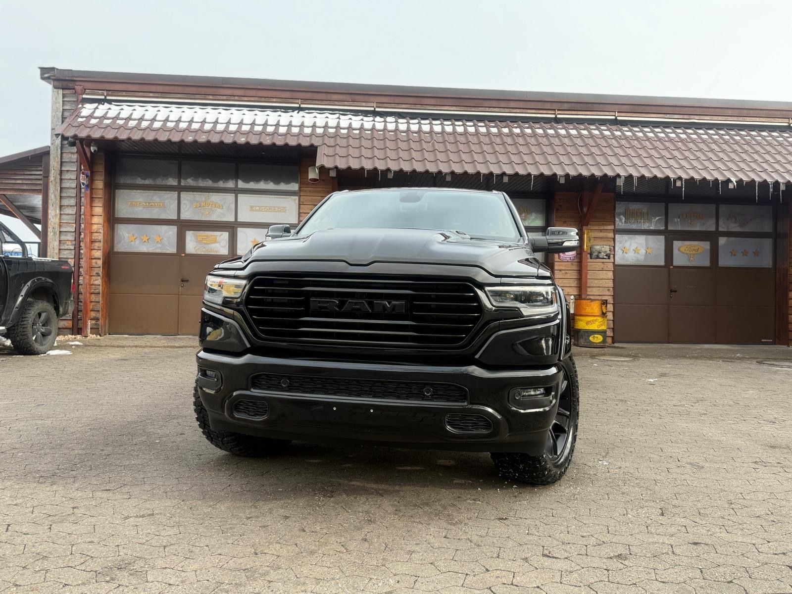 Dodge V8*4X4*SPORT*LIFT*HEADUP*OFFROAD*NAVI*AHK*GARANT