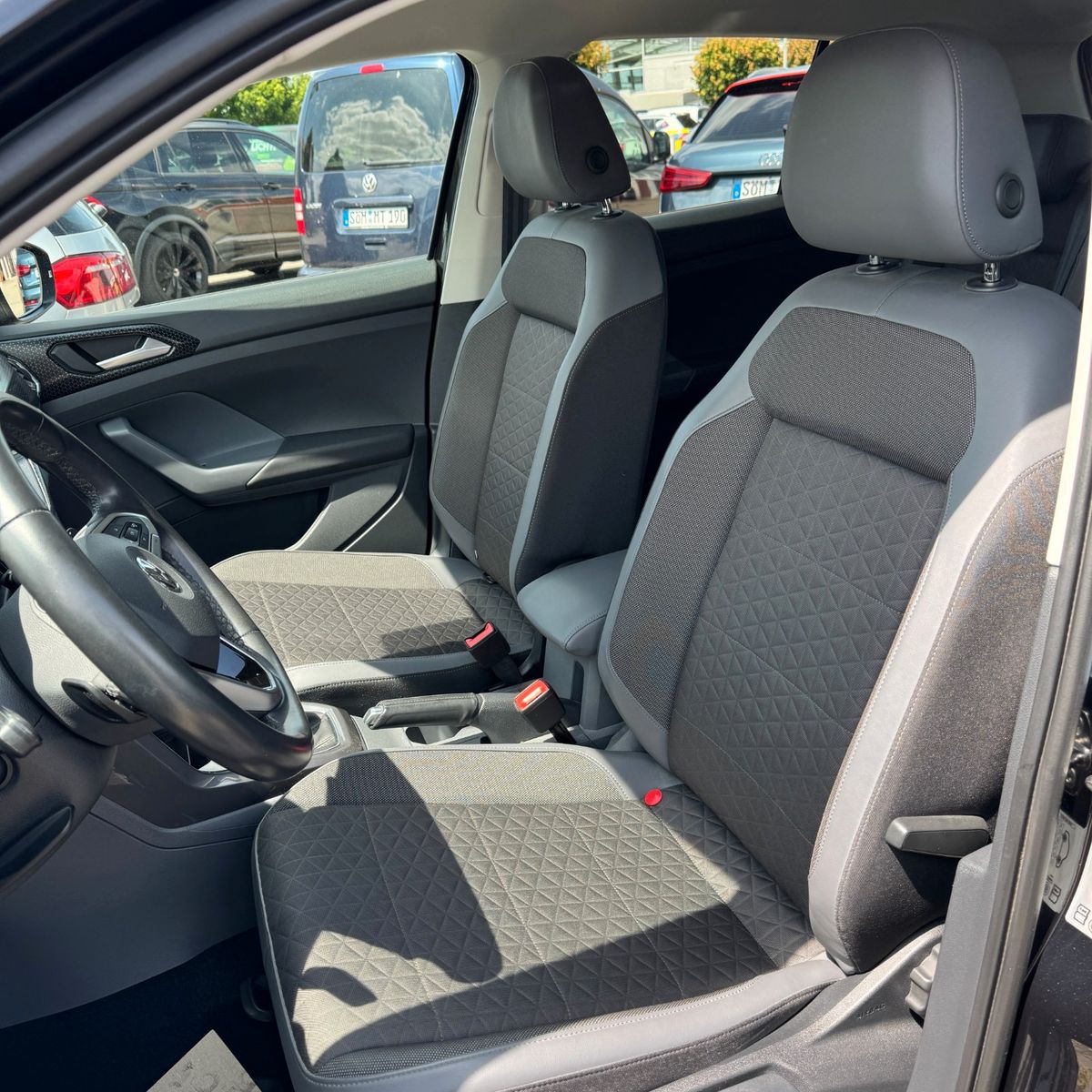 Volkswagen T-Cross Style - Samsaru's Car Outlet