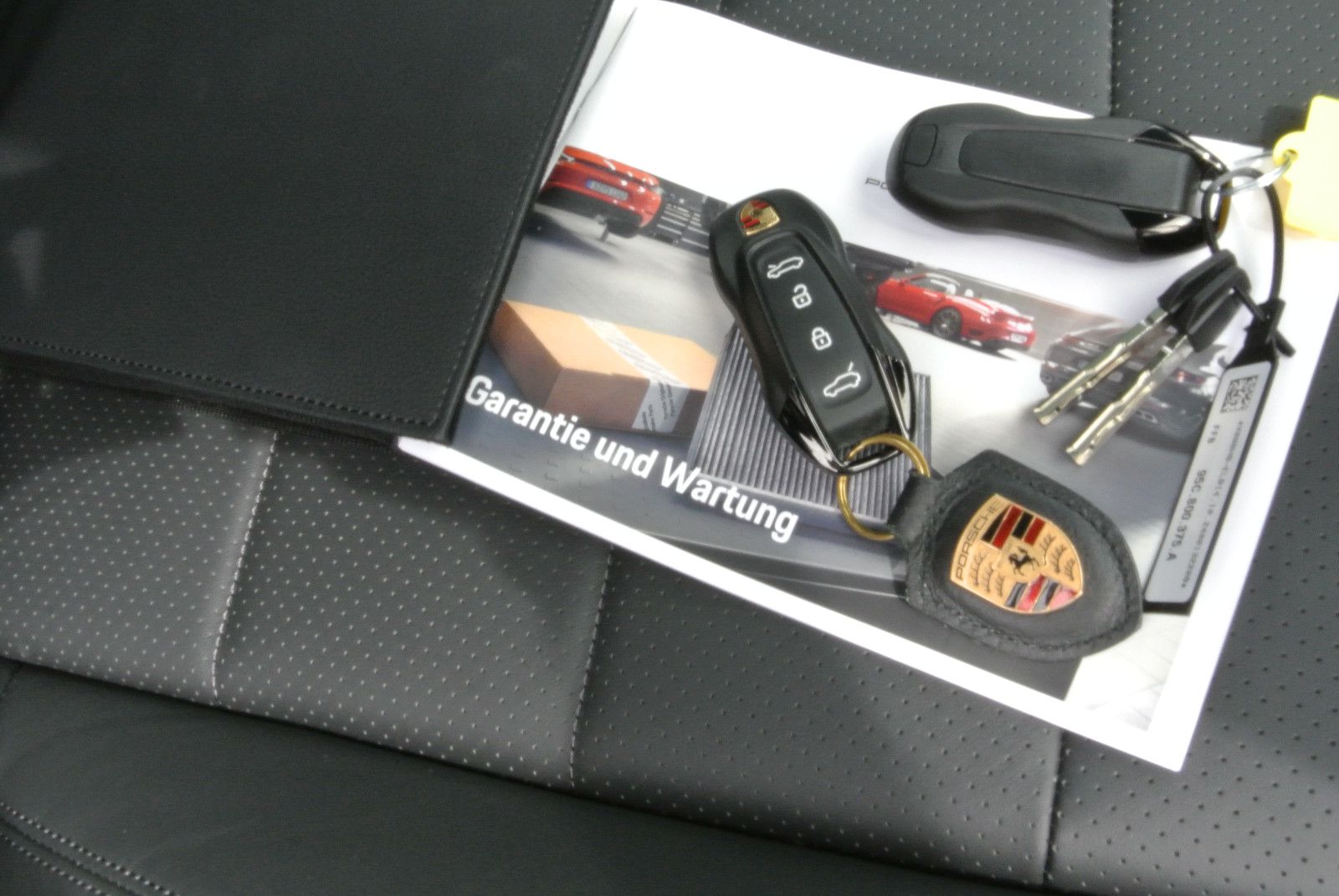 Porsche Macan E - Samsaru's Car Outlet
