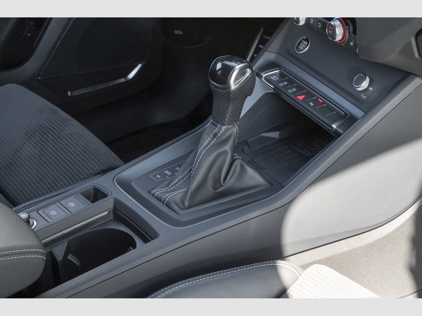 Audi Q3 SB S line 45 TFSI quat. S tronic - Samsaru's Car Outlet