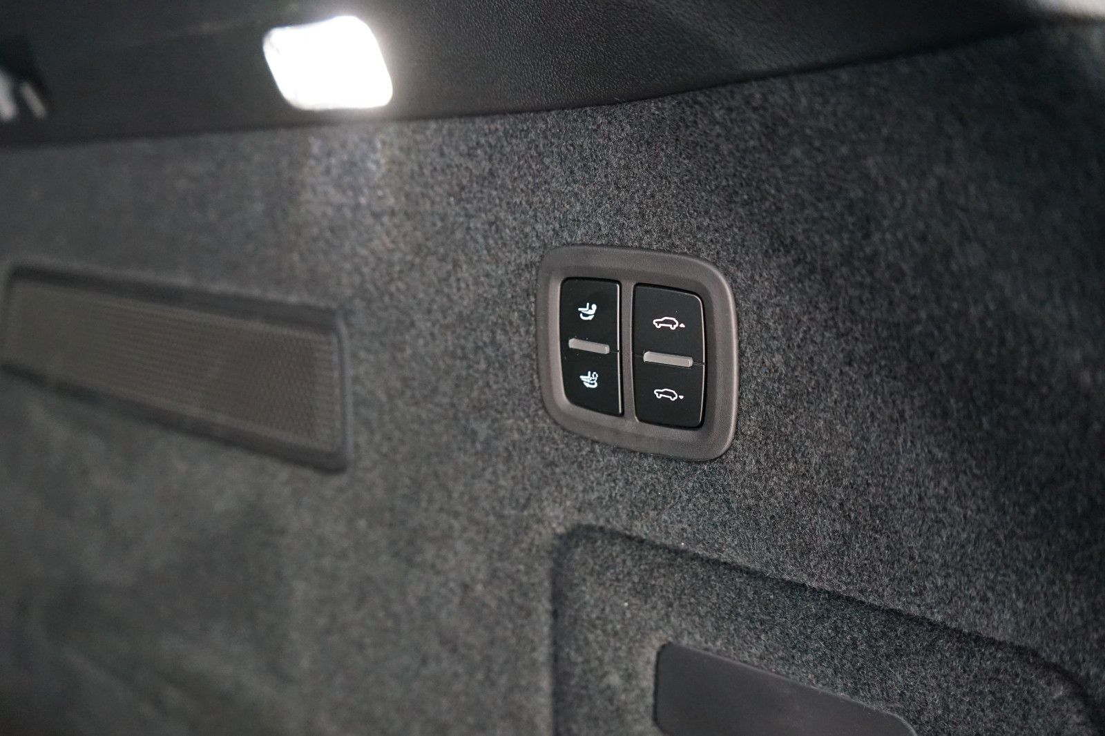 Porsche Cayenne Coupe P-DISPLAY/BOSE/ACC/LUFT/AHK/22z