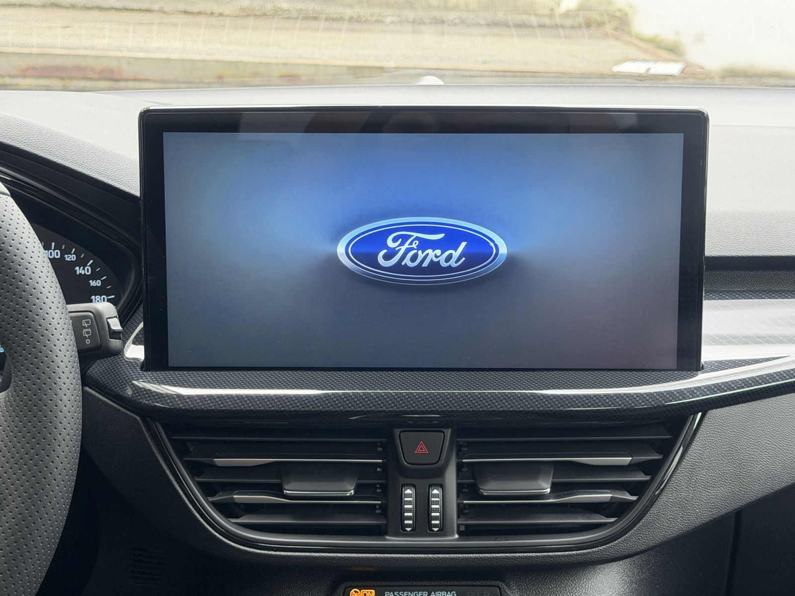 Ford Focus ST-Line LED Navi ACC-Tempomat Pano Kamera