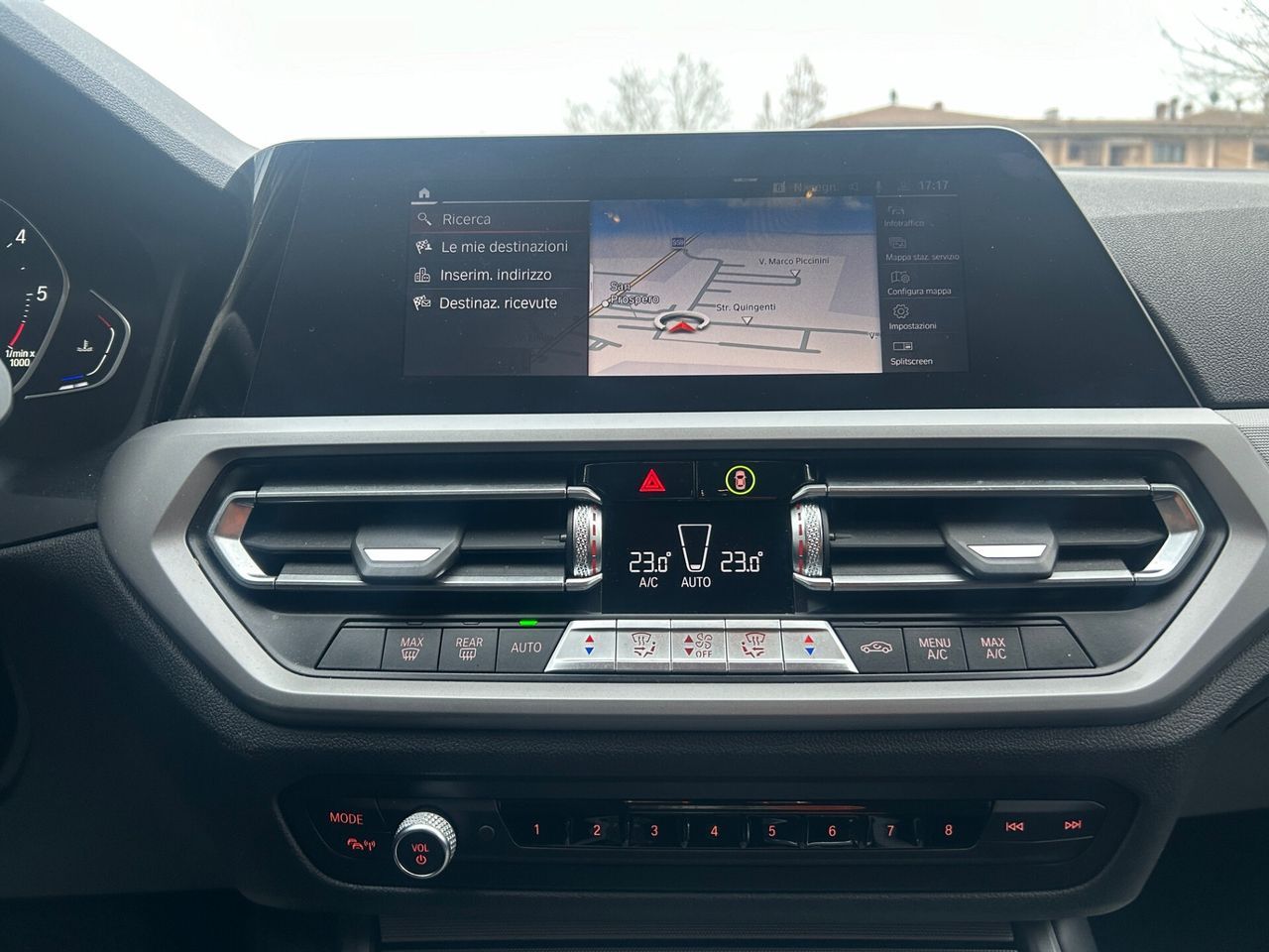 BMW 320 320d xDrive Touring Business - Samsaru's Car Outlet