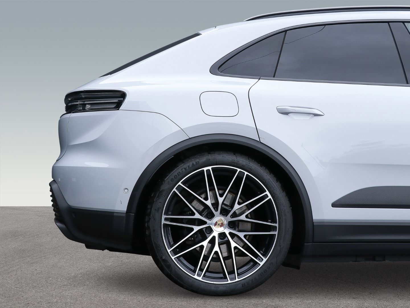 Porsche Macan 4 HA-Lenkung LED-Matrix Surround-View BOSE