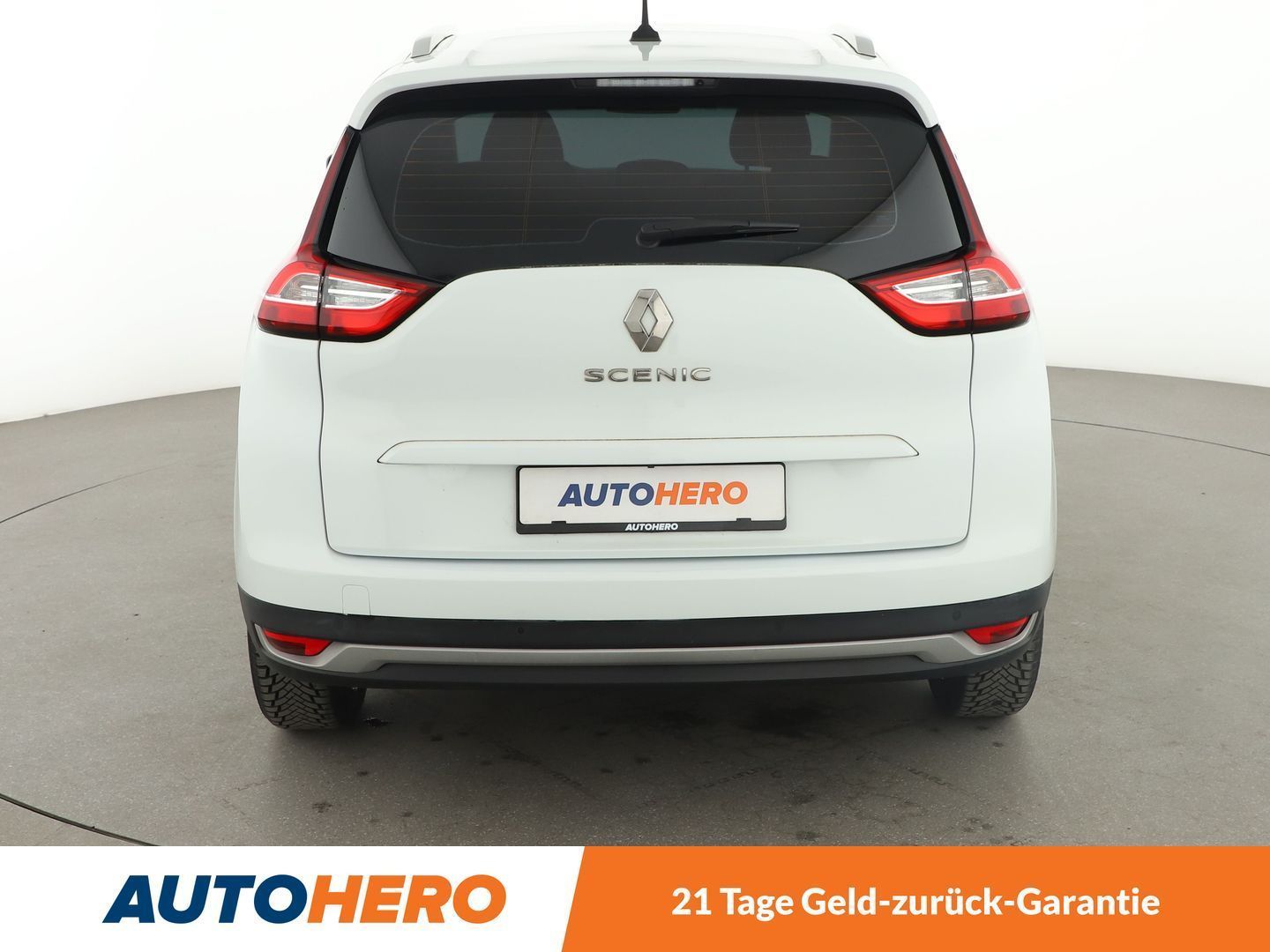 Renault Grand Scenic 1.7 Blue dCi Business - Samsaru's Car Outlet