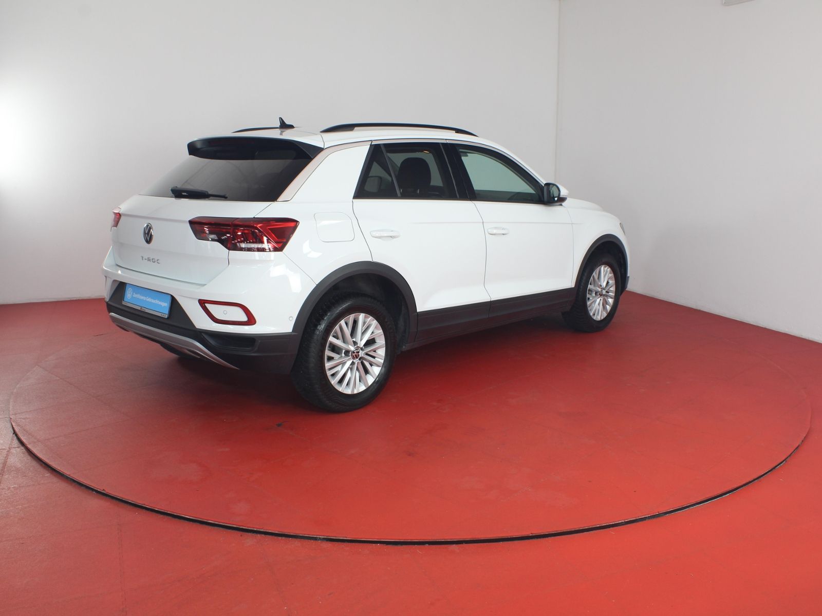 Volkswagen T-ROC Life 1.0TSI - Samsaru's Car Outlet