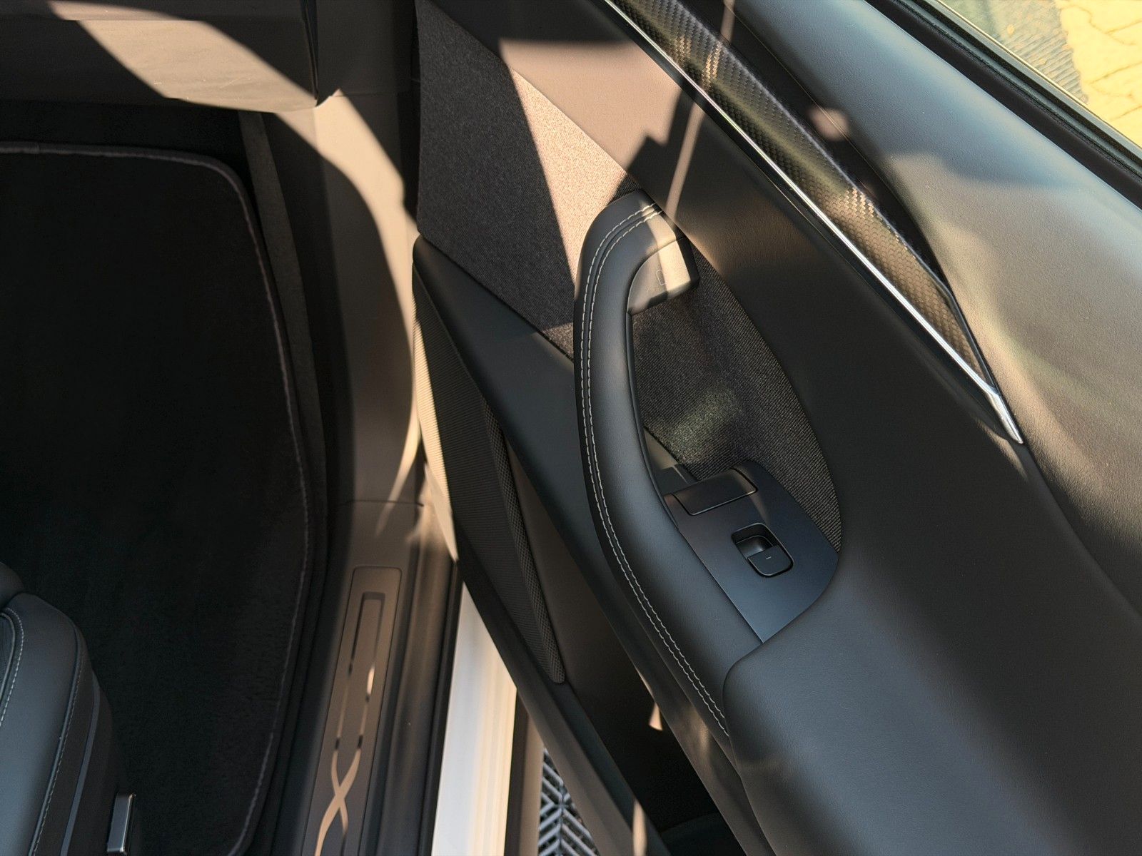 Tesla MODEL X PLAID | FULL SELF DRIVE | 6SEAT | 22