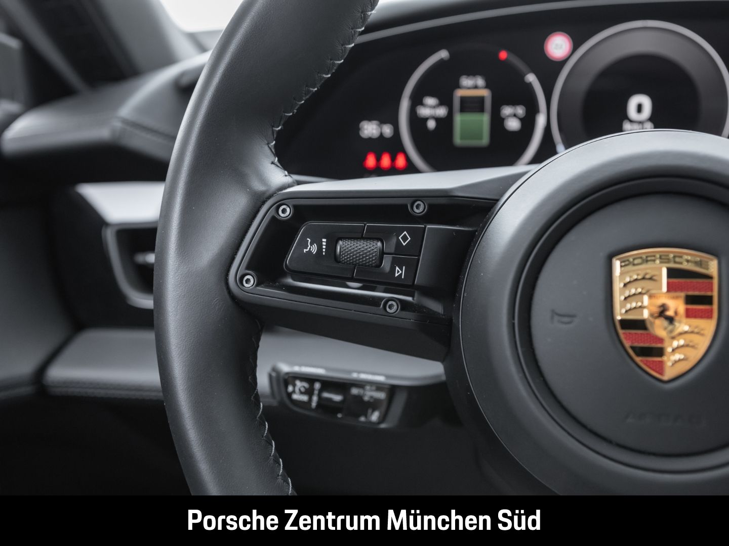 Porsche Taycan 4 Cross Turismo Surround-View InnoDrive