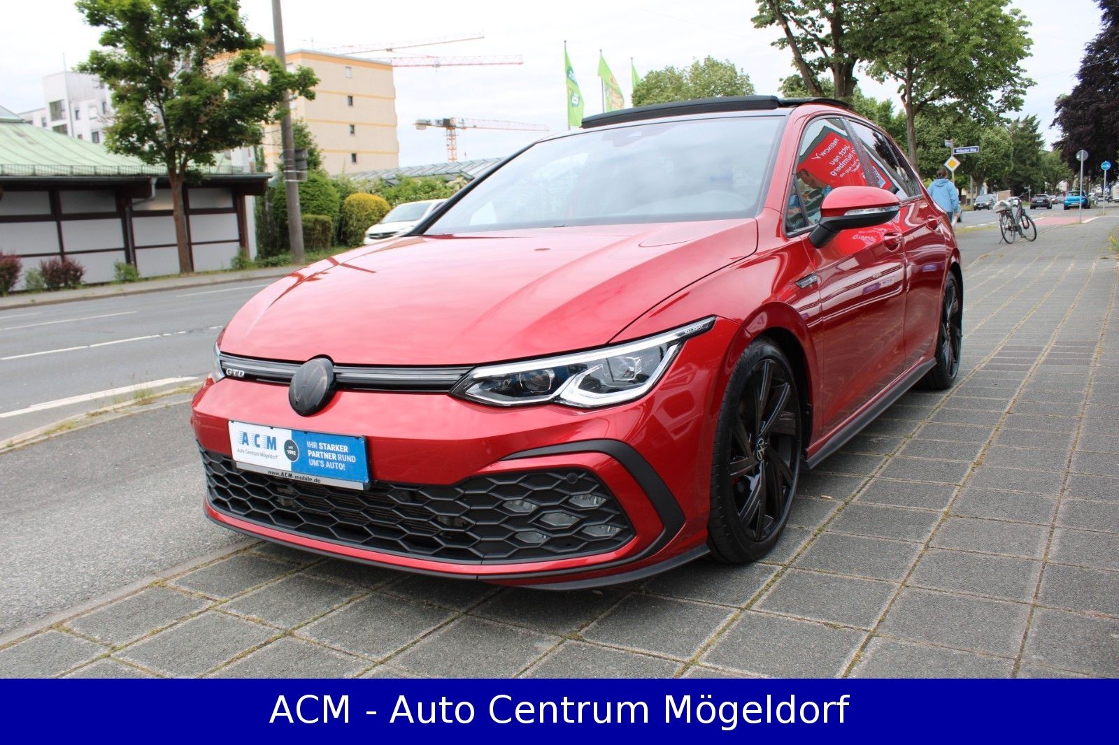 Volkswagen Golf VIII 2.0 GTD - Samsaru's Car Outlet