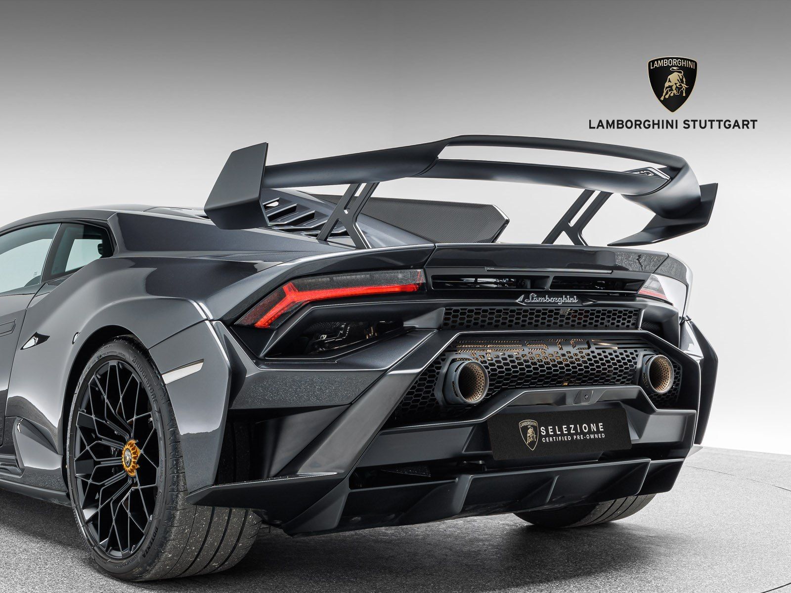 Lamborghini Huracán STO - Samsaru's Car Outlet
