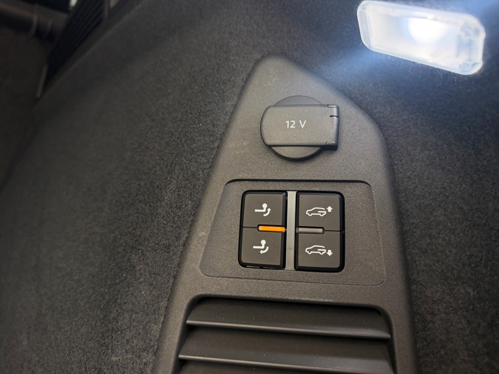 Volkswagen Touareg R Line V6 22"BlackStyle Allrad HuD PanoD