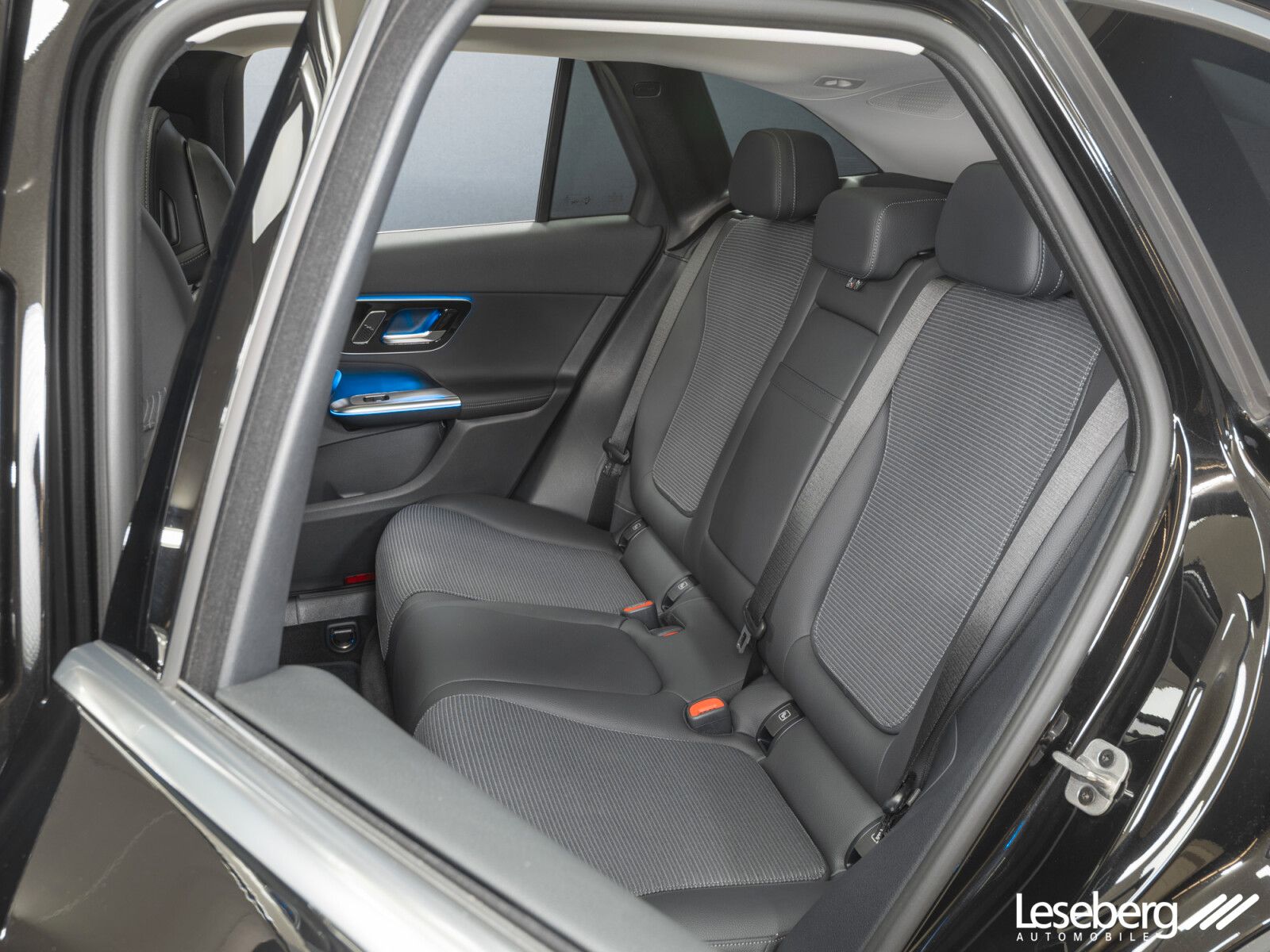 Mercedes-Benz GLC 220 d 4M Avantgarde LED/AHK/Pano/Distro/DAB/