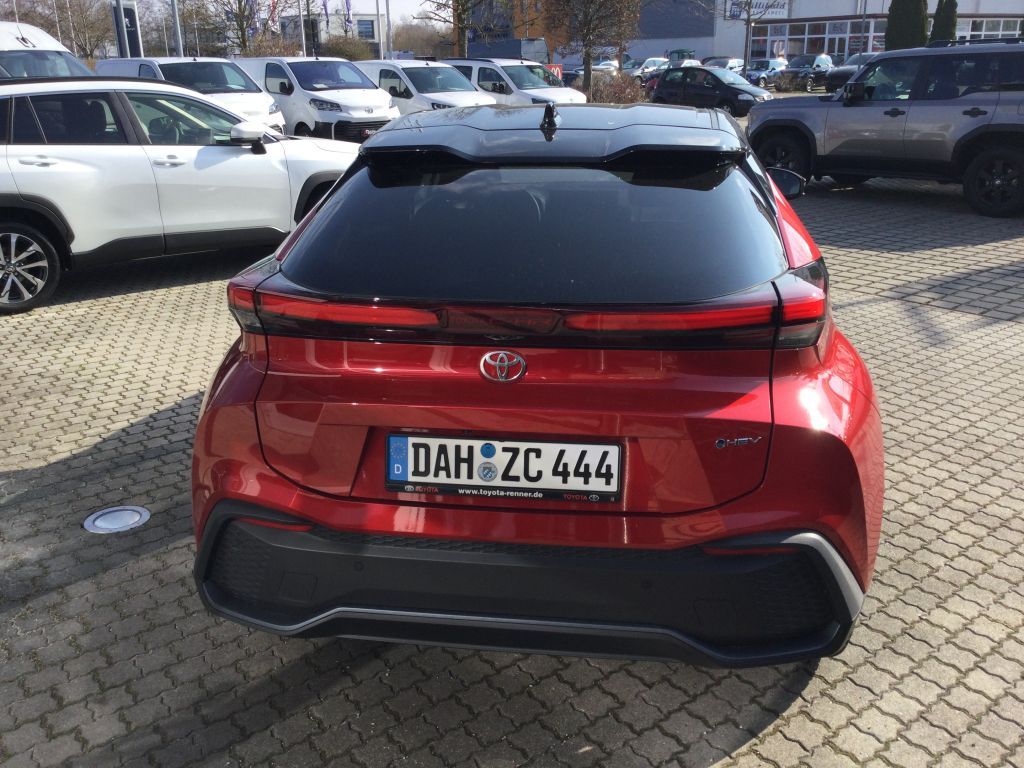 Toyota C-HR 1.8 Hybrid - Samsaru's Car Outlet
