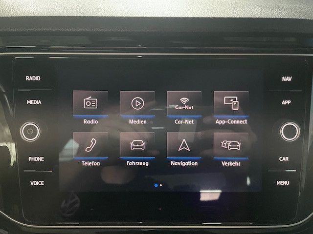 Volkswagen T-ROC Sport DSG 4M - Samsaru's Car Outlet