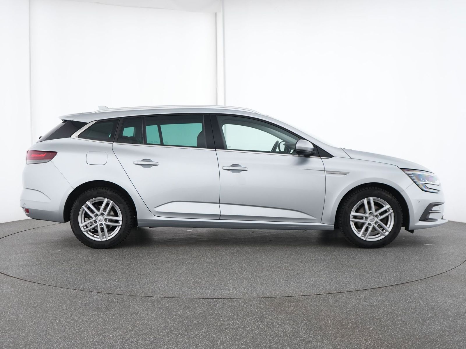 Renault Megane Intens - Samsaru's Car Outlet