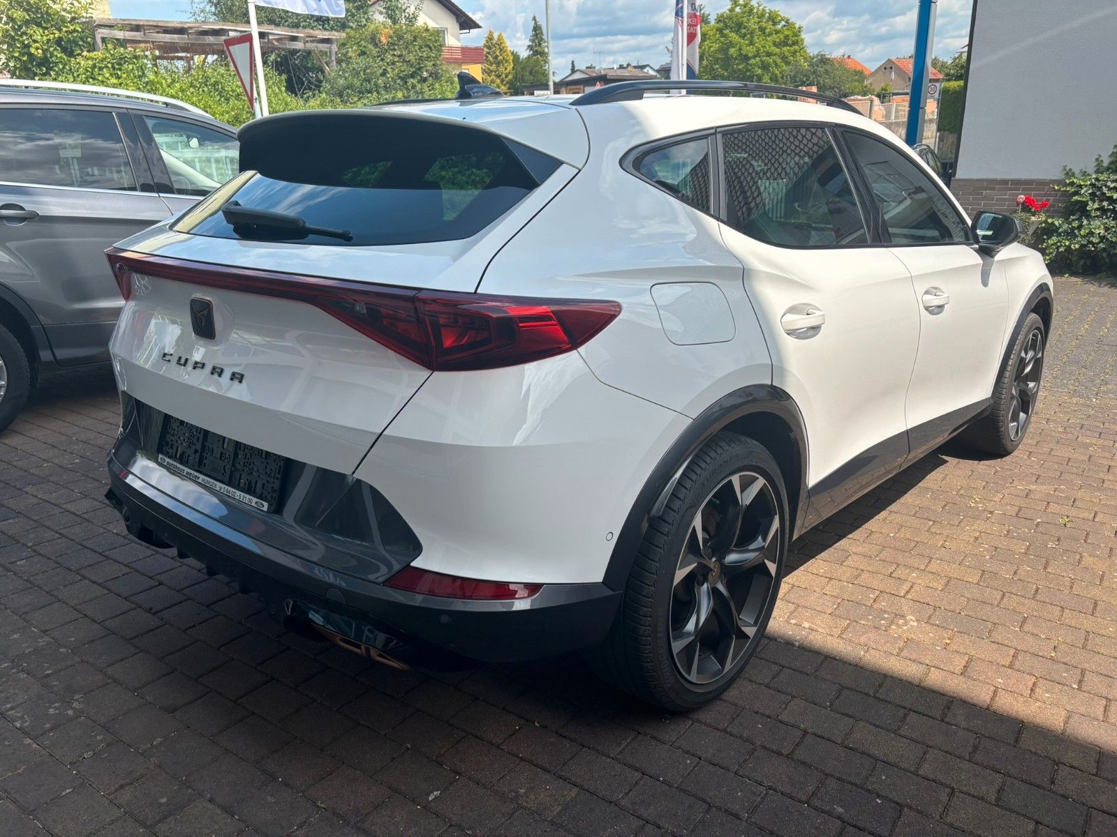 Cupra Formentor VZ e-Hybrid - Samsaru's Car Outlet