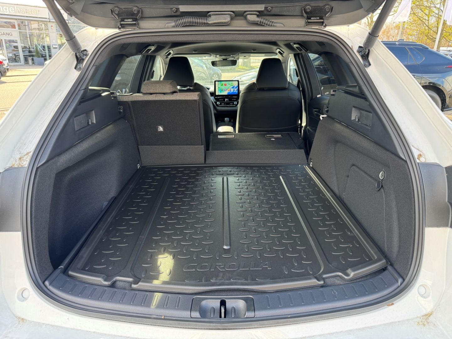Toyota Corolla Touring Sports Hybrid Teamplayer / CarPl