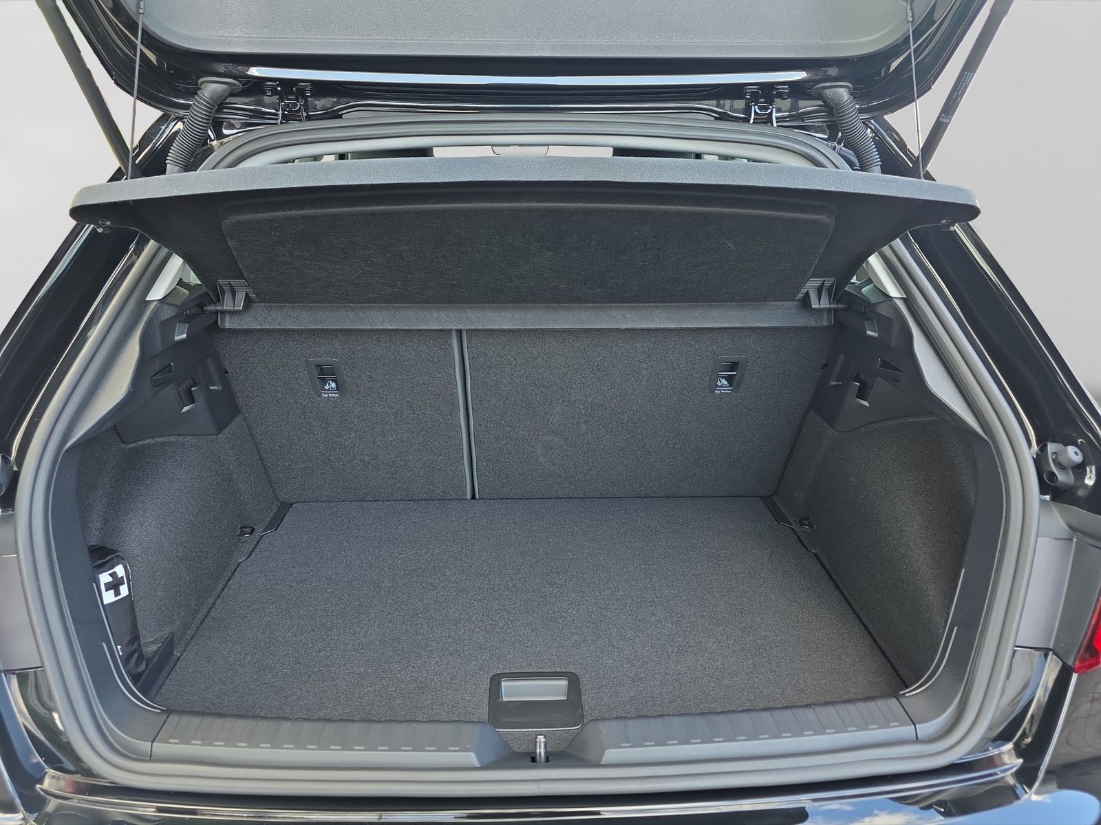 Audi A1 Sportback 25 1.0 TFSI S line - Samsaru's Car Outlet