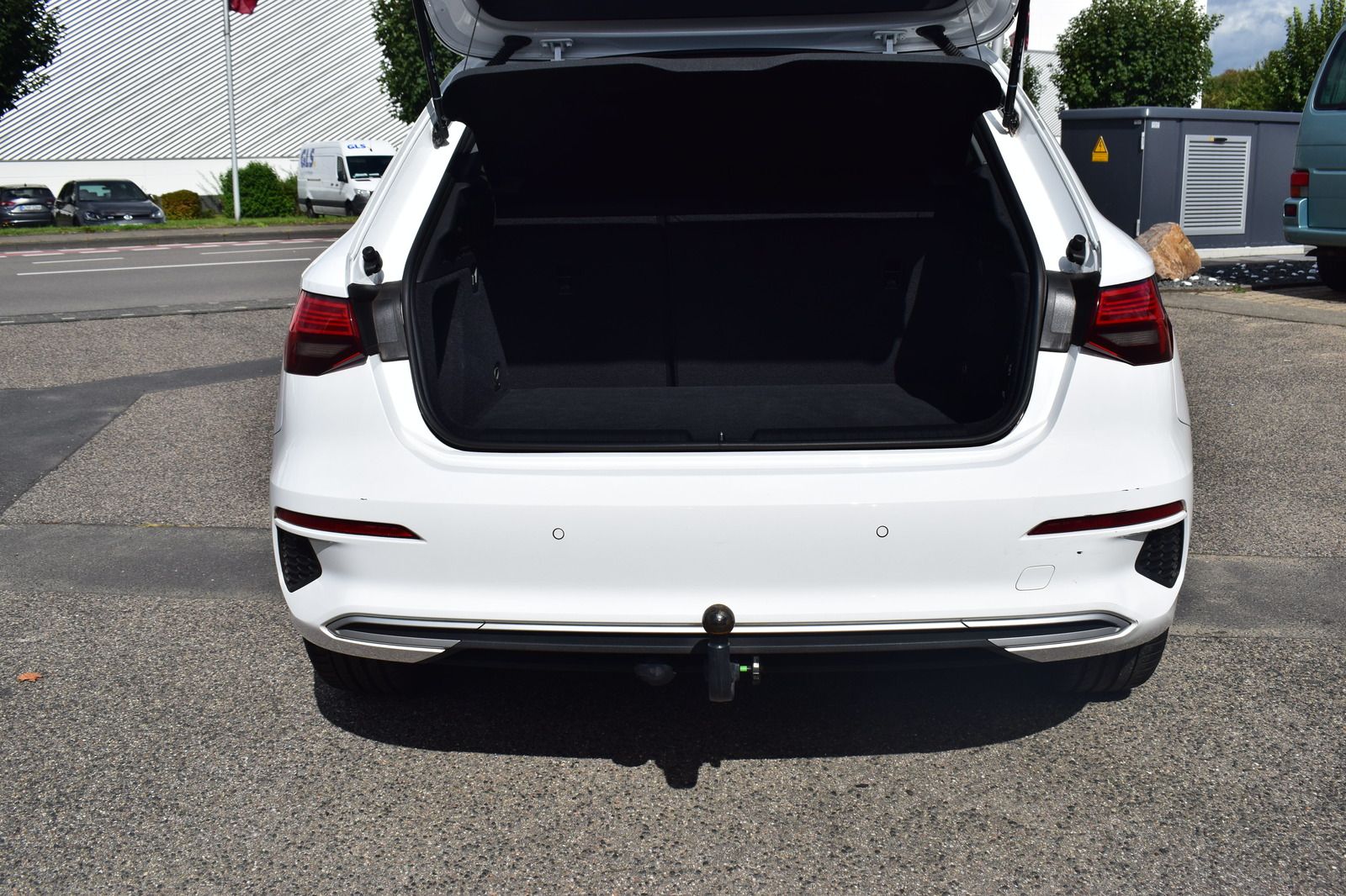 Audi A3 Sportback 30 TDI advanced Automatik/AHK