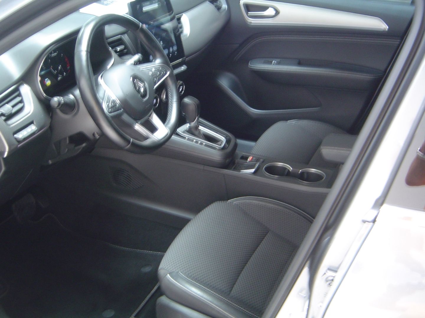 Renault Arkana Techno 1.3 TCe 140 Mild-Hybrid - Samsaru's Car Outlet