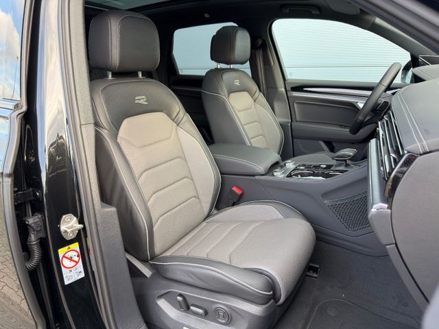 Volkswagen Touareg 3.0 TDI R-Line Final AHK 21Z Pano Stand