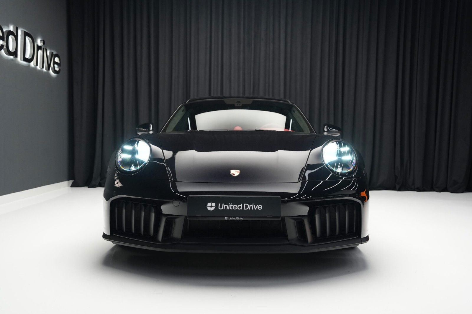 Porsche 911 Carrera 4 GTS T-Hybrid