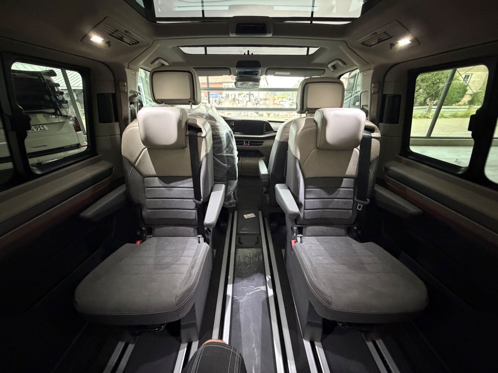 Volkswagen T7 Multivan Hybrid 4Mo Edition LÜ ABT 273PS+20"