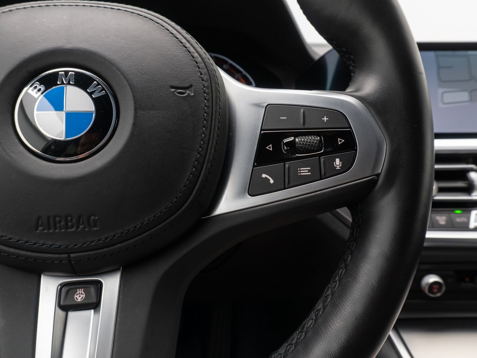 BMW 330i Sport Line - Samsaru's Car Outlet