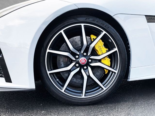 Jaguar F-TYPE Cabriolet SVR V8 AWD Karbon Keramik Paket