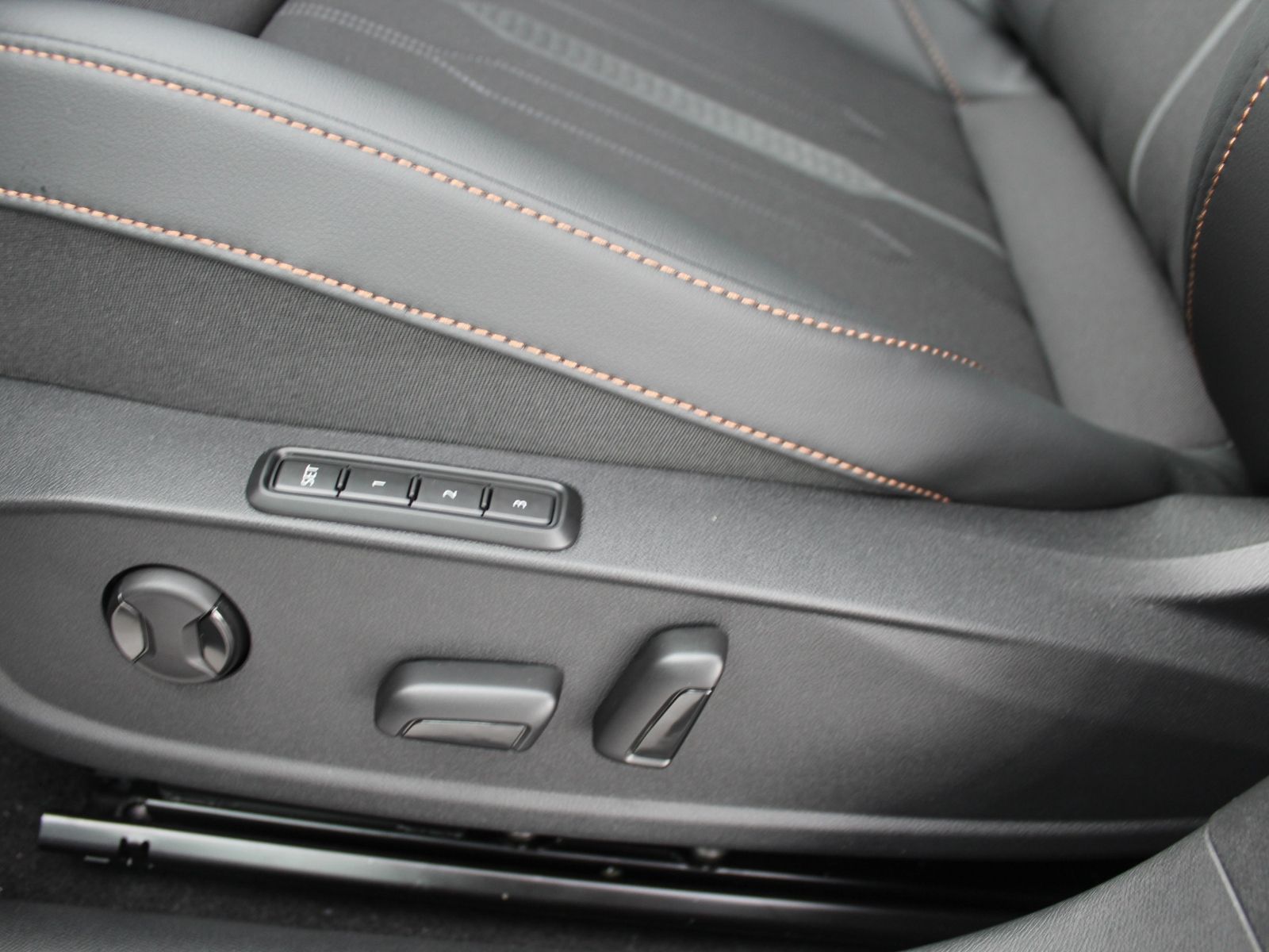 Cupra Formentor VZ 2.0 TSI DSG - Samsaru's Car Outlet