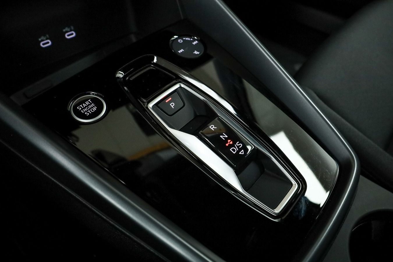 Audi A3 Sportback 35 TDI advanced - Samsaru's Car Outlet
