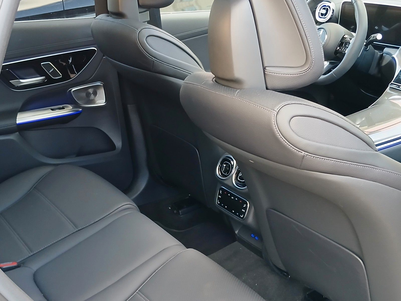 Mercedes-Benz GLC300de AMG Hinterachslenkung+Airmatic+Massage+
