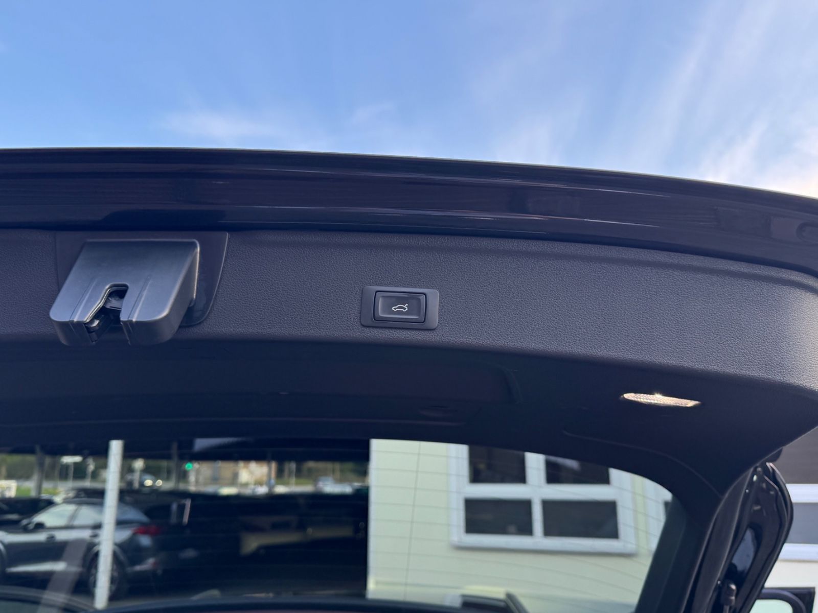 Audi A4 Avant 35 TDI - Samsaru's Car Outlet