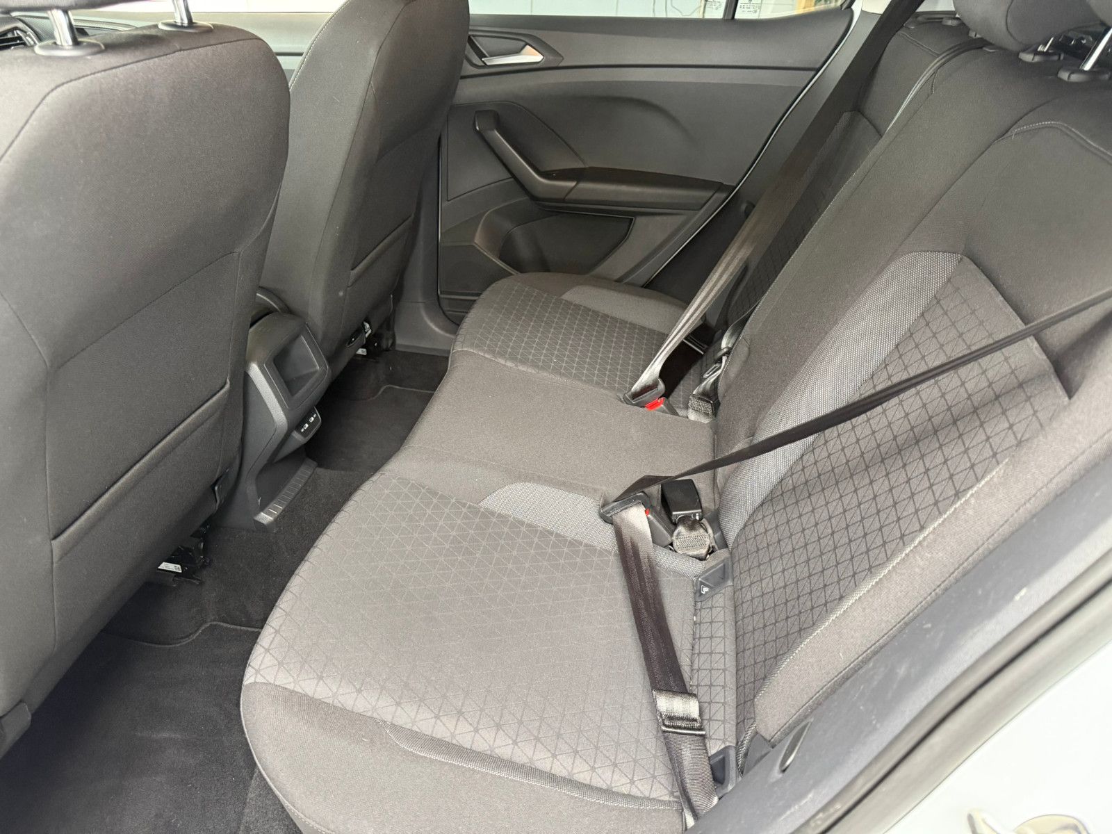 Volkswagen T-Cross Life - Samsaru's Car Outlet