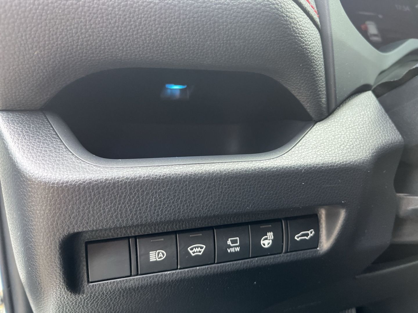 Toyota RAV 4 Plug-in Hybrid 4x4 - Samsaru's Car Outlet