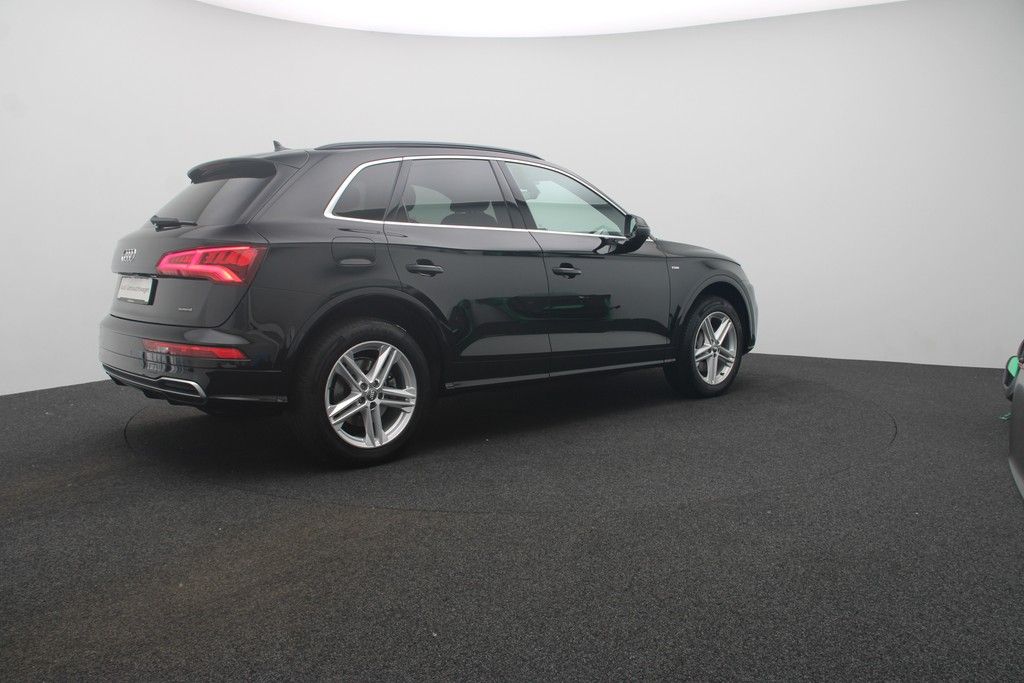 Audi Q5 50 TFSI e quattro S line - Samsaru's Car Outlet