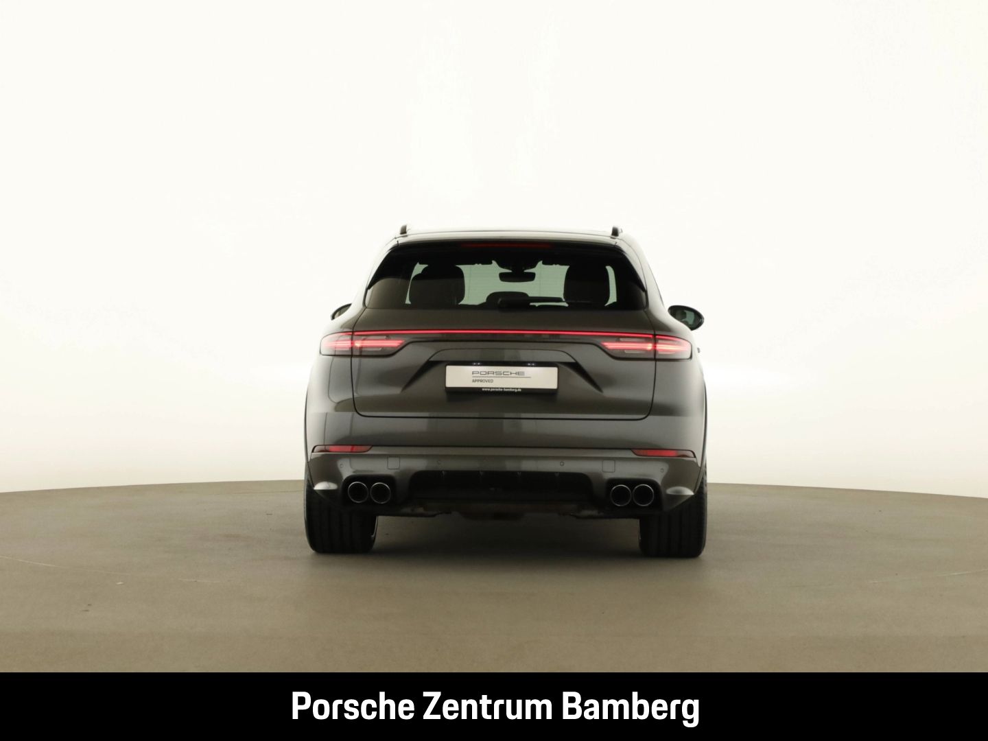 Porsche Cayenne Turbo/ Head-Up/ InnoDrive/ Massage/ Spor