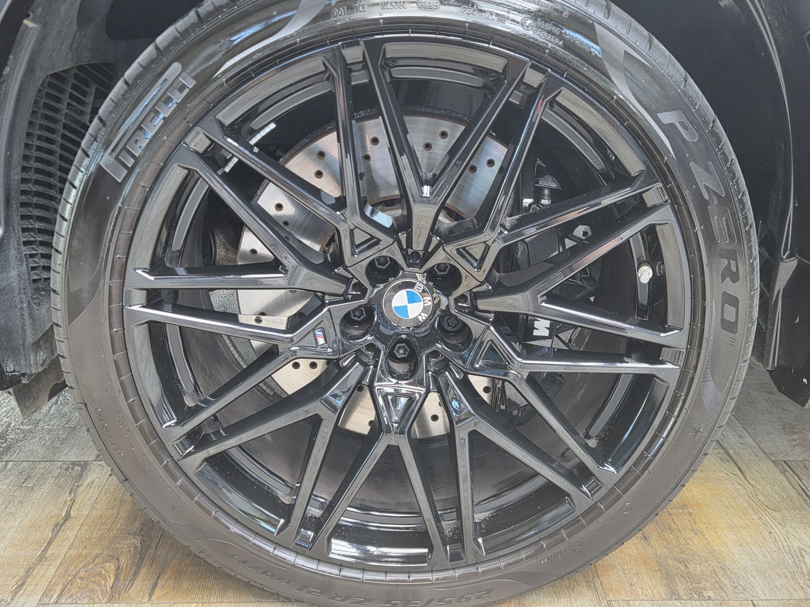 BMW X5 M Competition Matt AHK Sky B&W Carbon UPE196