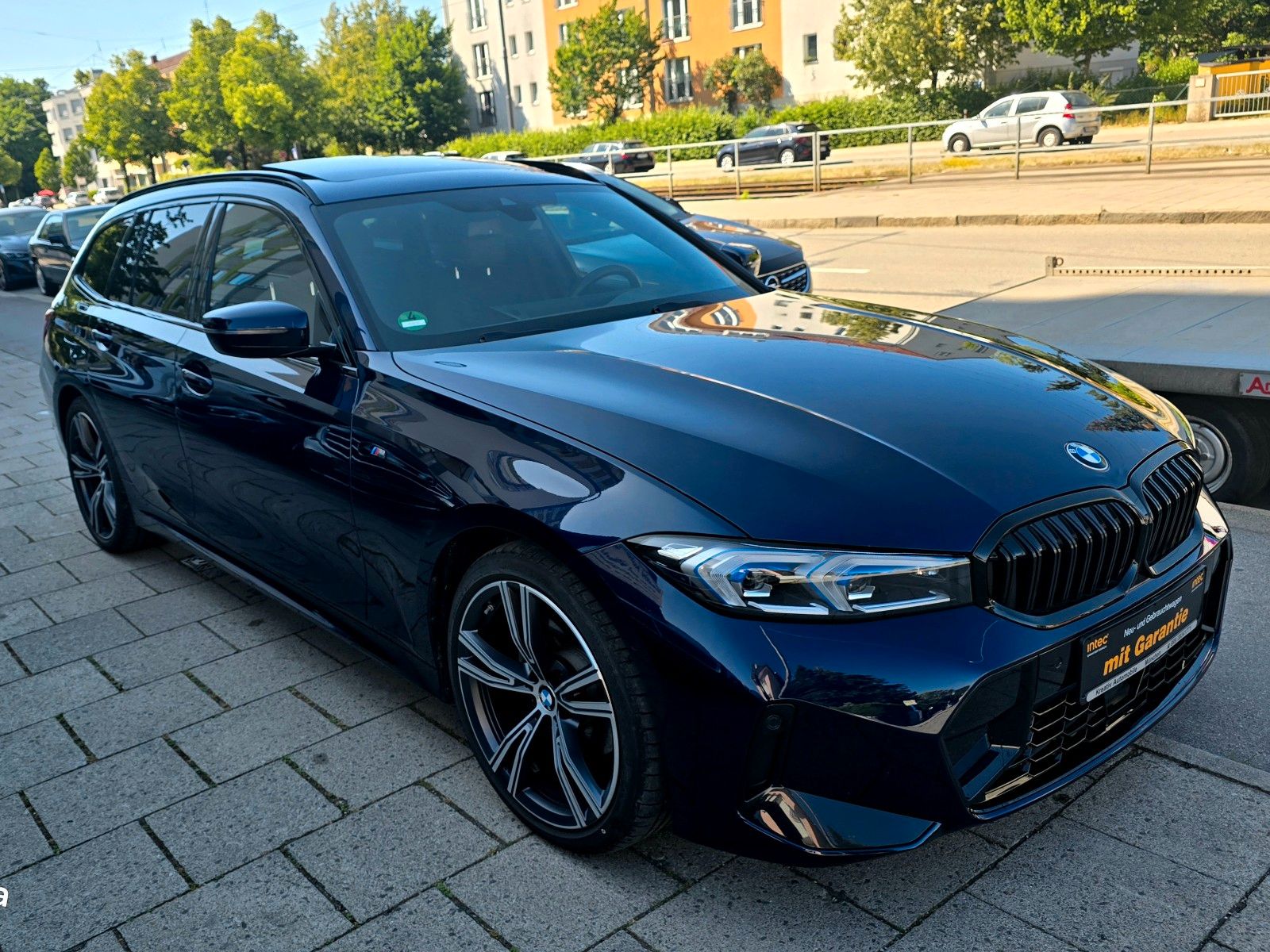 BMW 320d xDrive M Sport - Samsaru's Car Outlet