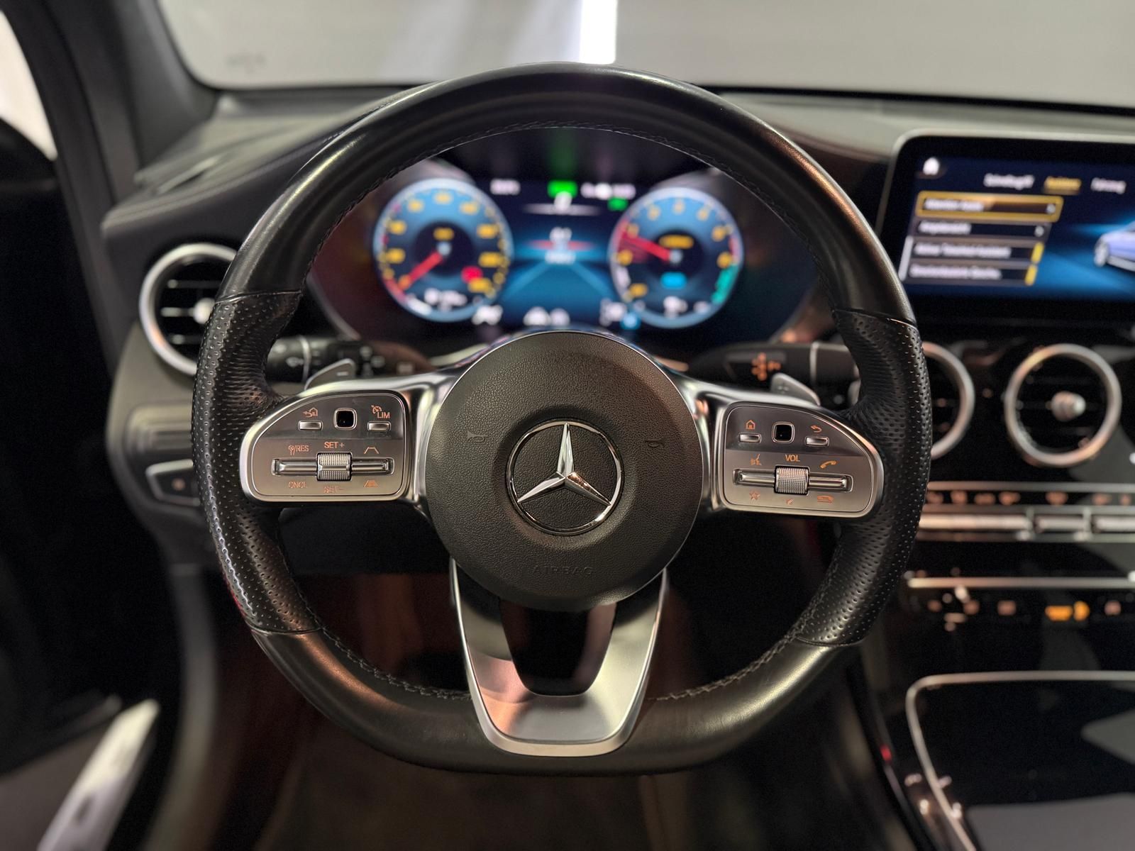 Mercedes-Benz GLC 300 de 4M AMG-Line - Samsaru's Car Outlet