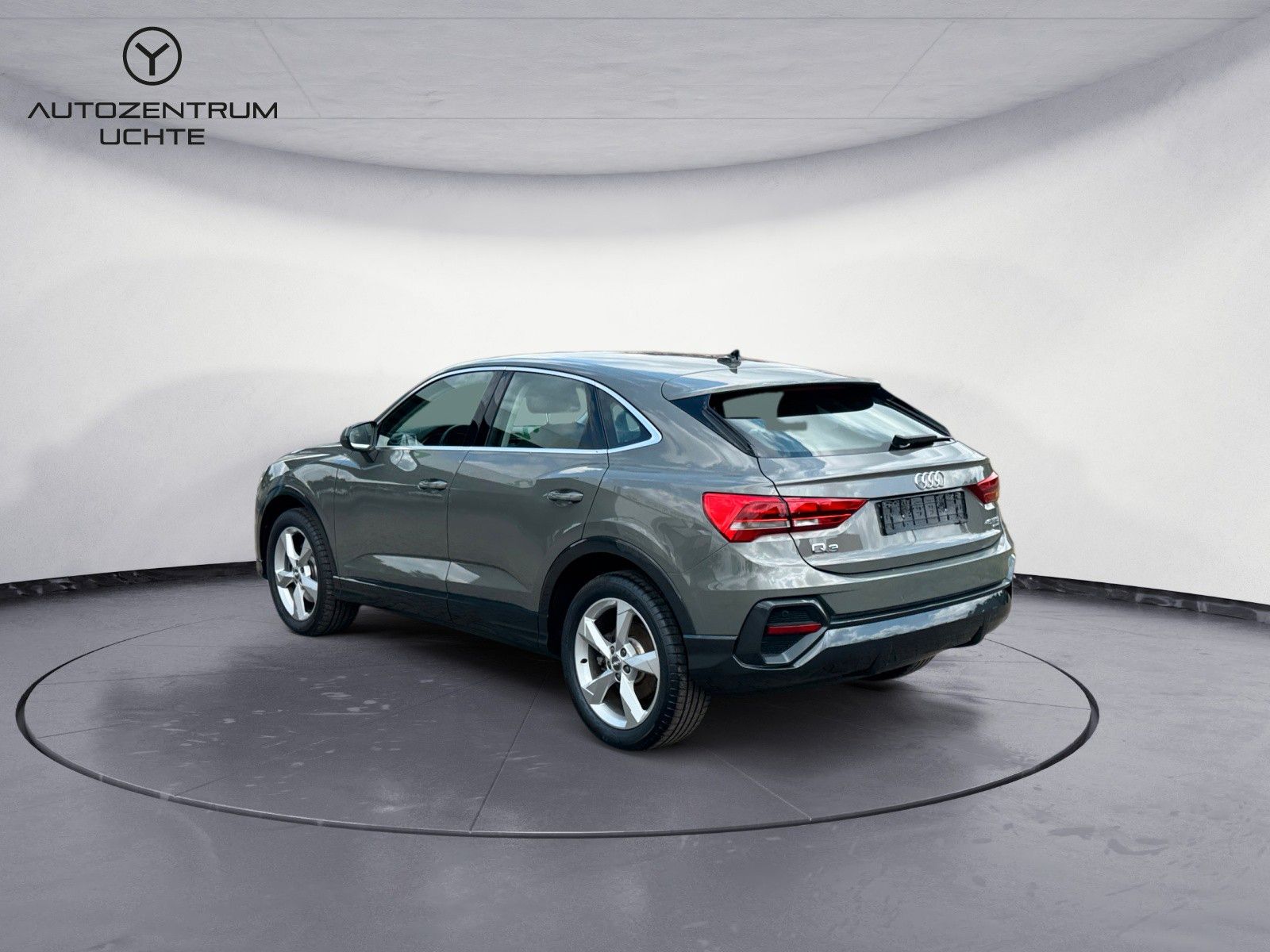 Audi Q3 Sportback 45 TFSI quattro - Samsaru's Car Outlet