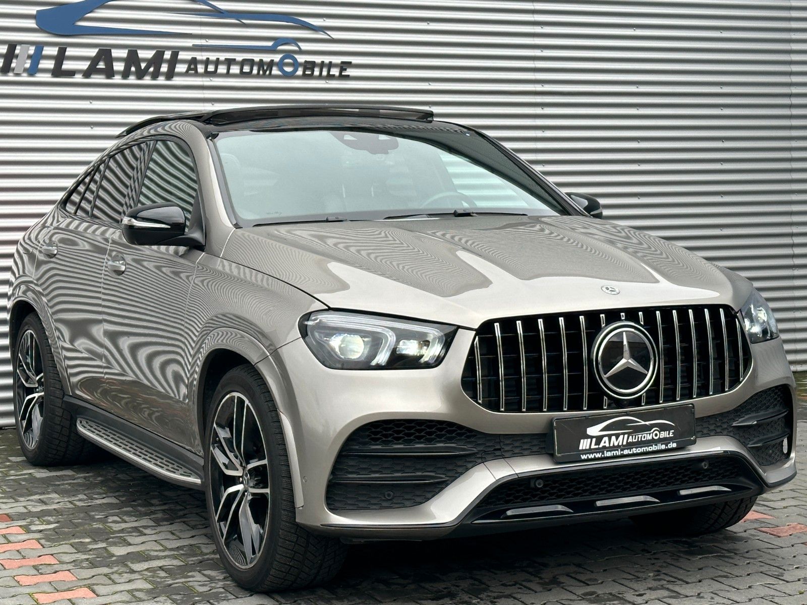 Mercedes-Benz GLE400d Coupe 2x AMG 4M PANO MEMO LUFT KEY HEADU