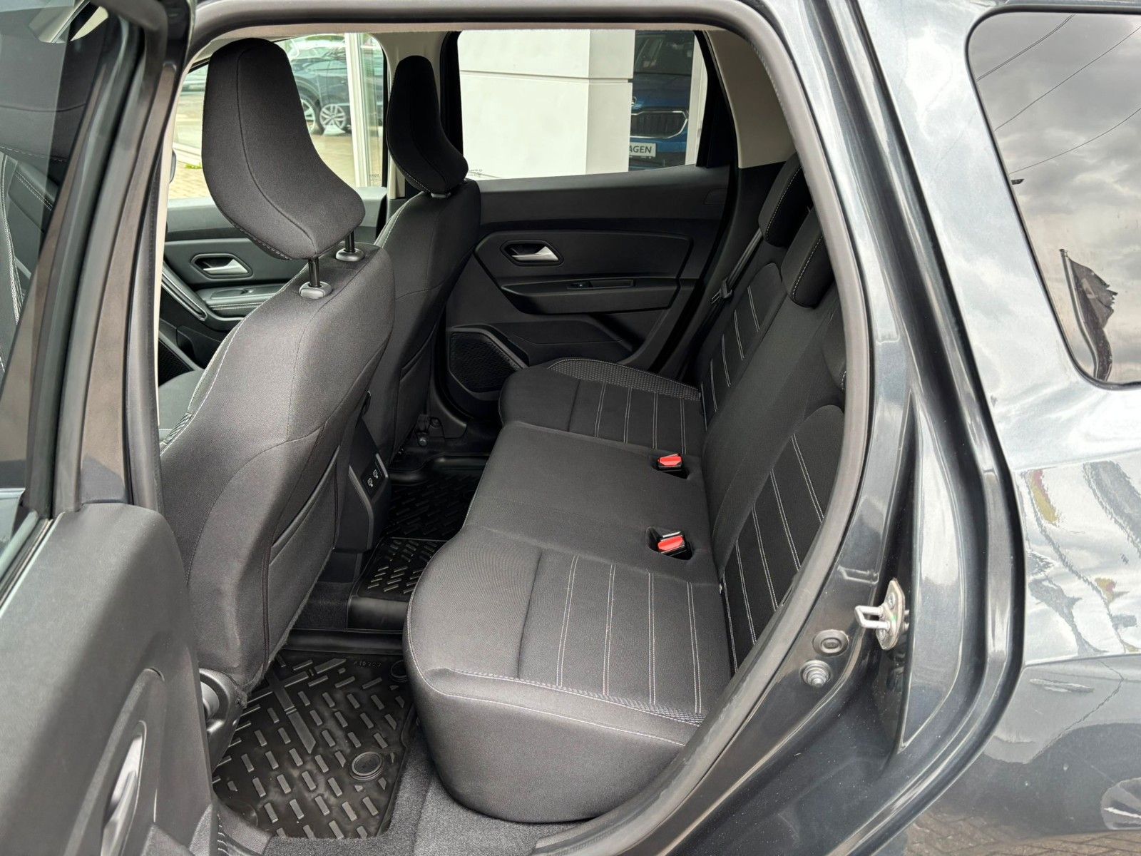 Dacia Duster II Journey 1.3 TCe - Samsaru's Car Outlet