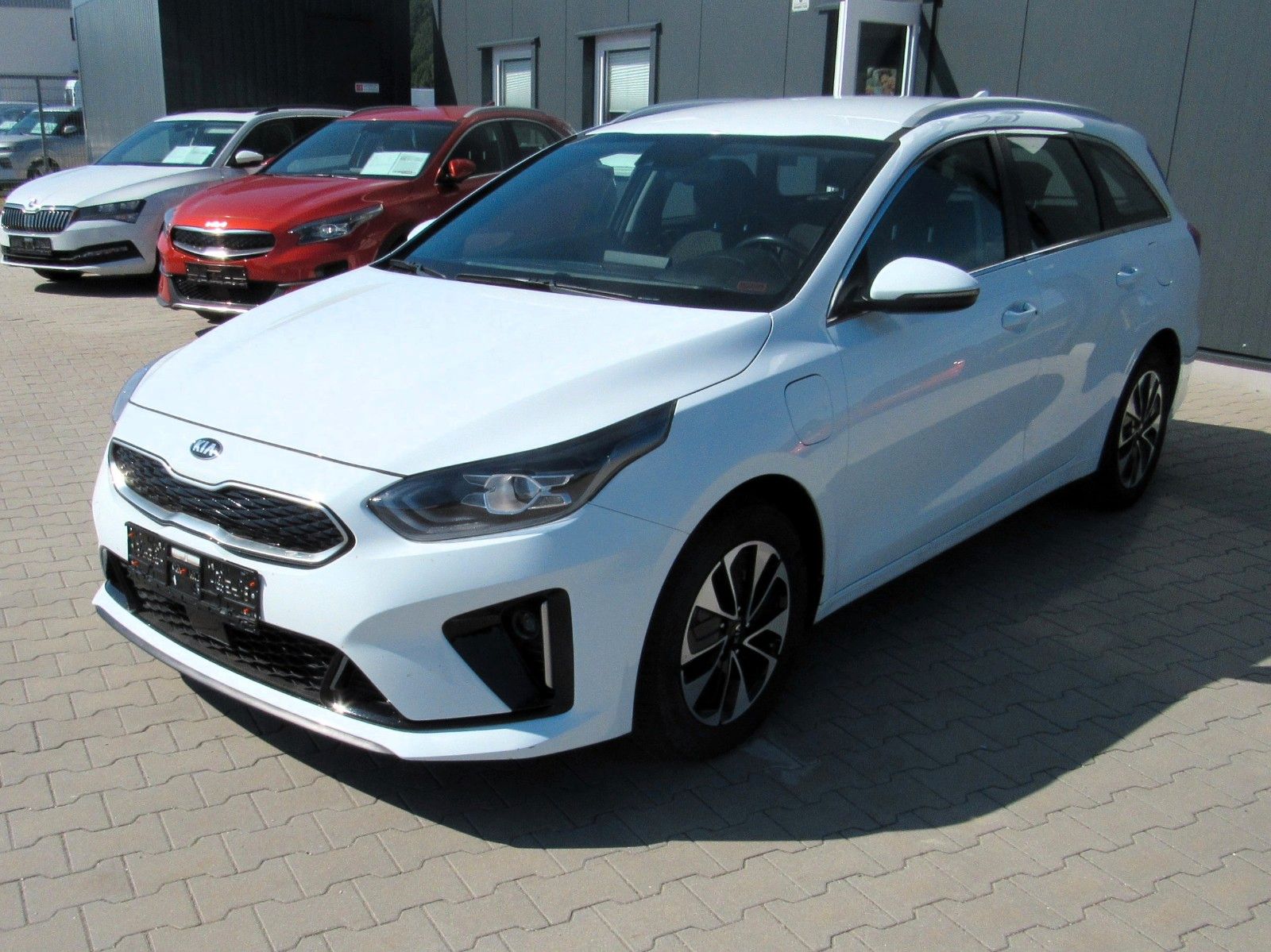 Kia Ceed Sportswagon 1.6 PHEV Spirit - Samsaru's Car Outlet