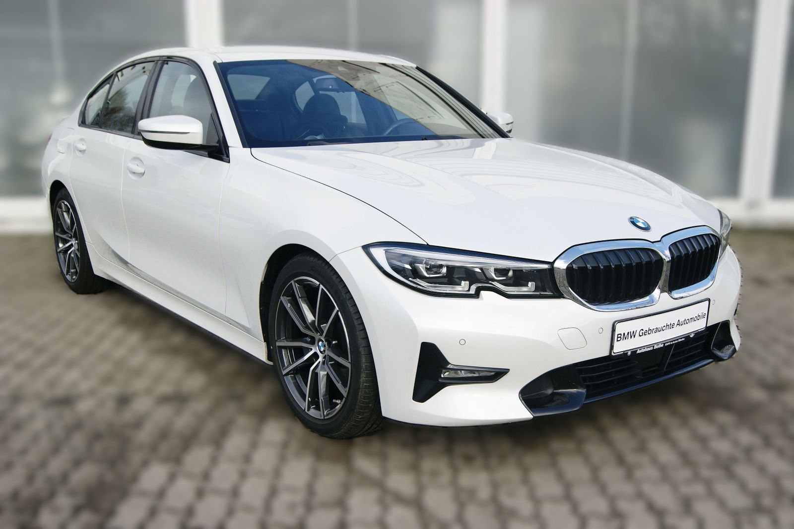BMW 320d LIM SPORT-LINE - Samsaru's Car Outlet