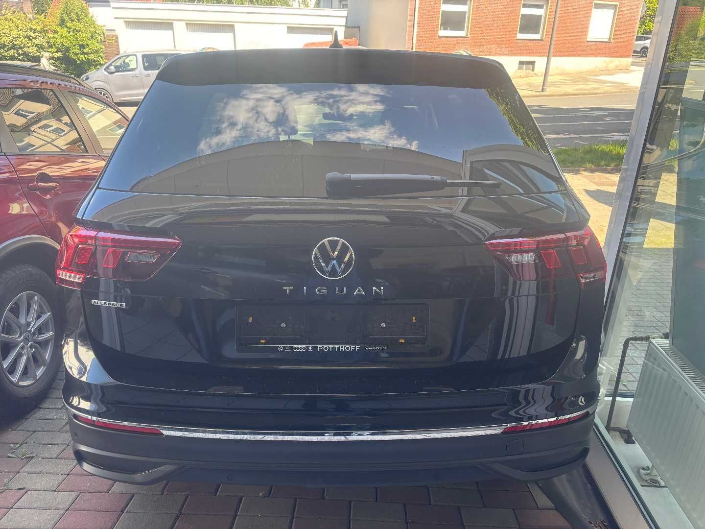 Volkswagen TIGUAN 1.5 TSI Automatik - Samsaru's Car Outlet
