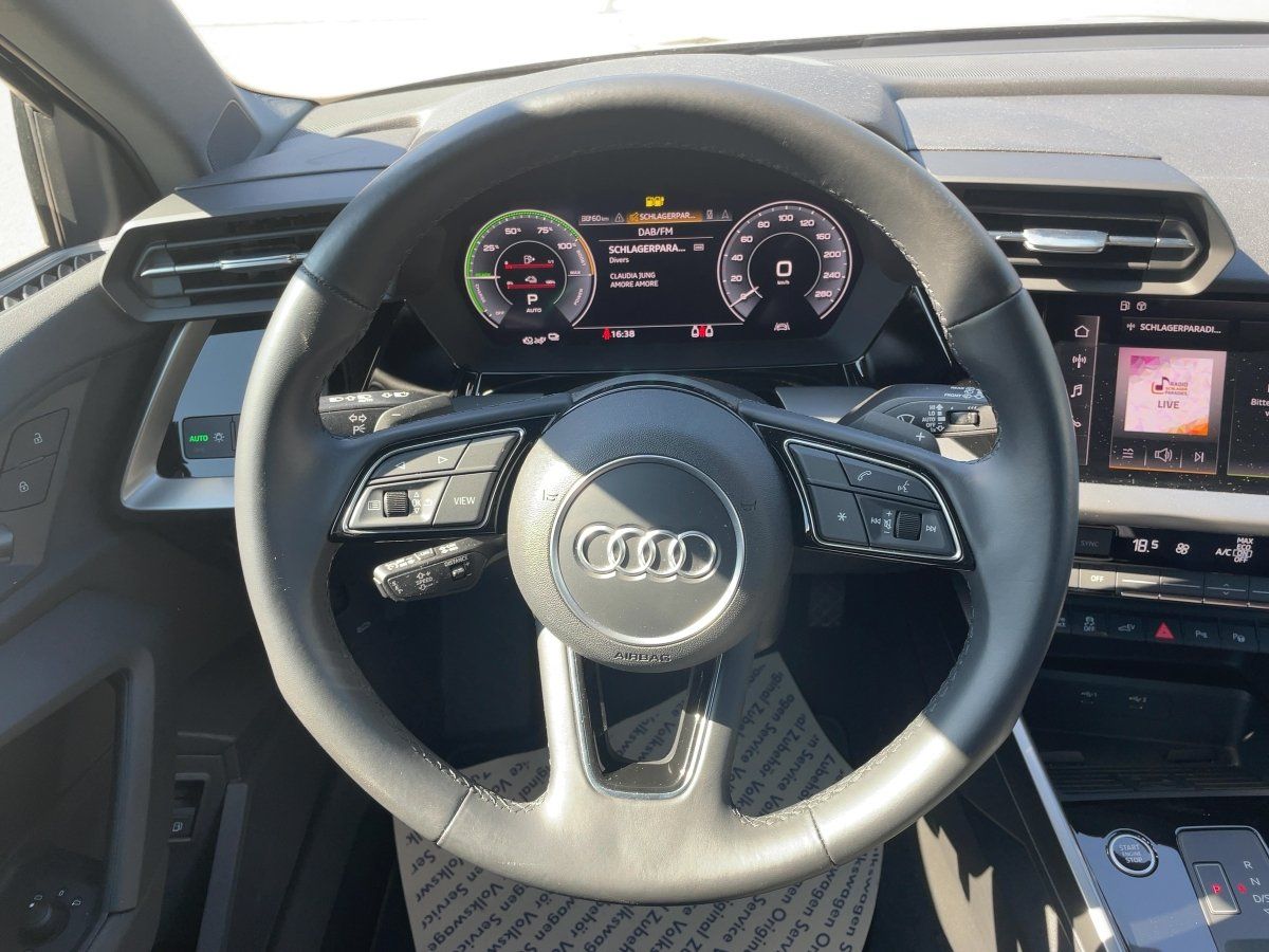 Audi A3 Sportback TFSI e S tronic Navi Kam SH LED LM